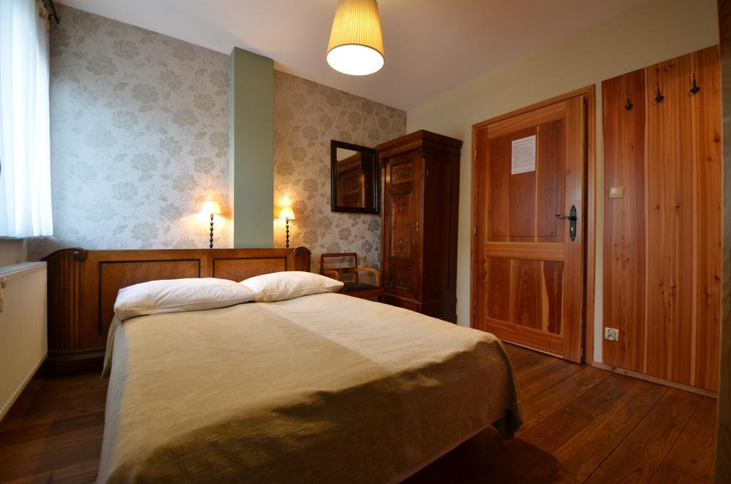 Dom Na Rozcesciu Bed and Breakfast Koniaków Exteriör bild