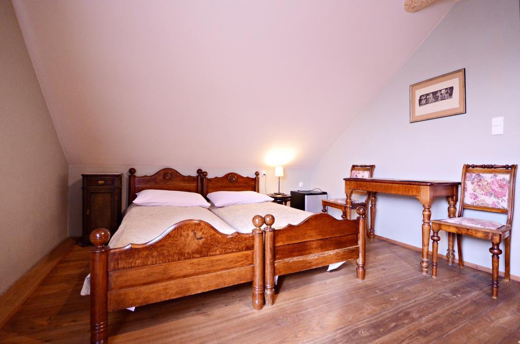 Dom Na Rozcesciu Bed and Breakfast Koniaków Exteriör bild